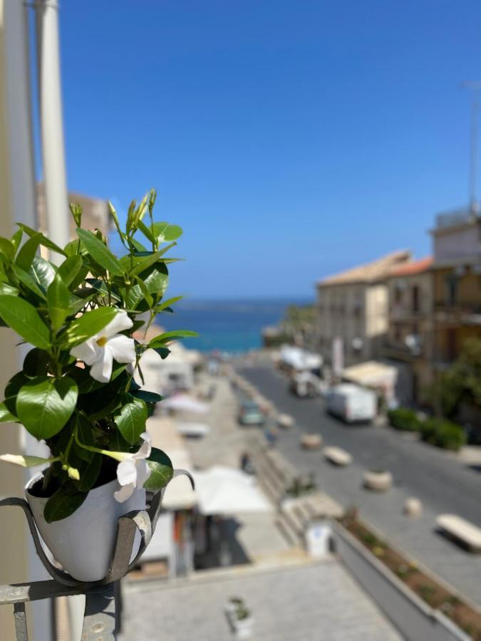 Terrazzo Del Borgo Bed and Breakfast Tropea Eksteriør billede